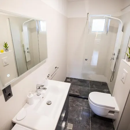 فيلة Andelina In Near The Center With Private Pool And Sauna - By Ta Leut Agency *